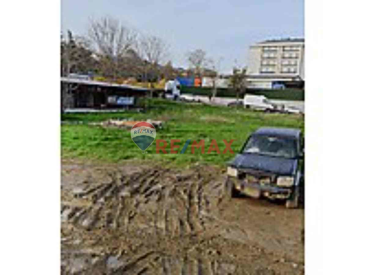 SİLİVRİ ORTAKÖYDE YOLA CEPHE SATILIK MÜSTAKİL 4211 M2 ARSA