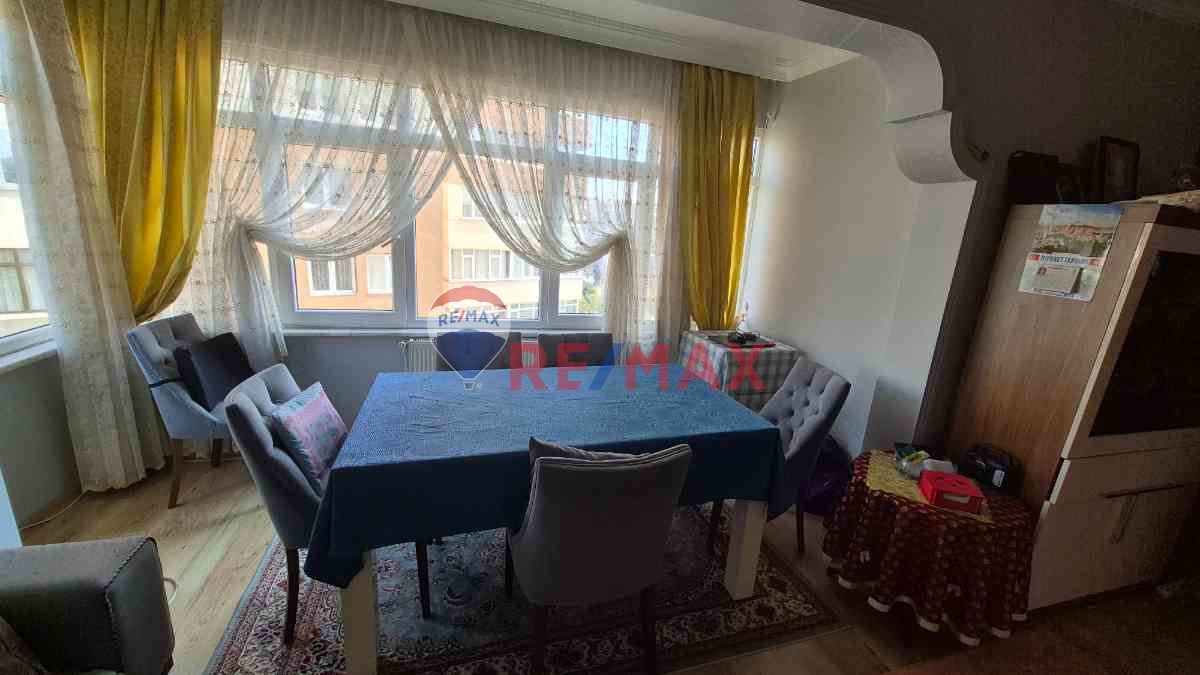 İÇERENKÖY PAŞABAHÇE SİTESİNDE 3+1 SATILIK DAİRE