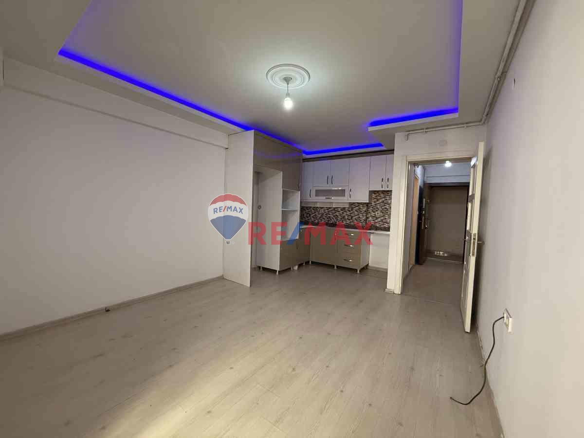 ACİL SATILIK İZMİR PARK YAKINI FIRSAT DAİRE 540 SOKAK