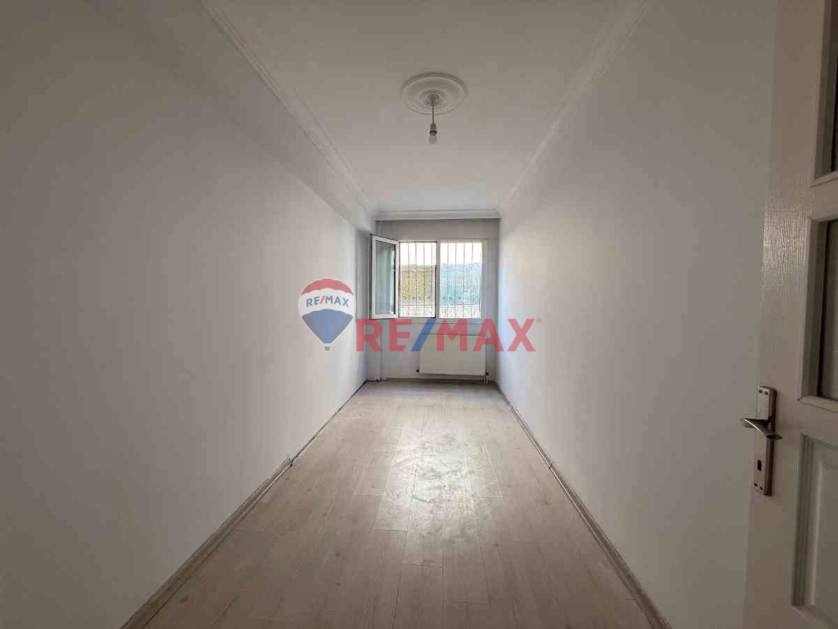 ACİL SATILIK İZMİR PARK YAKINI FIRSAT DAİRE 540 SOKAK