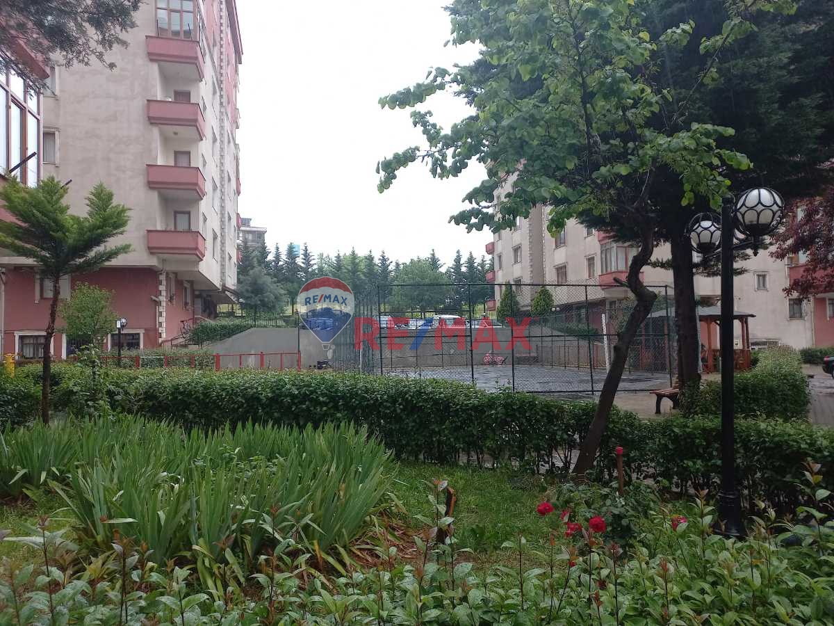 OSMANGAZİ MAH. SİTE İÇİ 3+1 EBEVEYN BANYOLU ARAKAT DAİRE