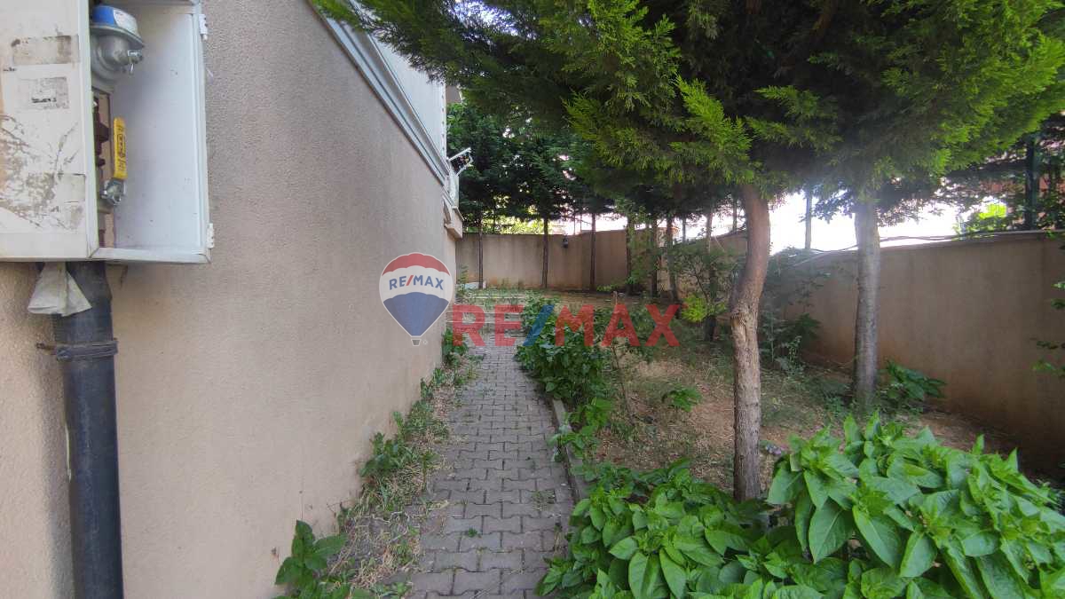 NECIP FAZIL'DA MÜKEMMEL VE FIRSAT YATIRIMLIK LÜKS 2+1