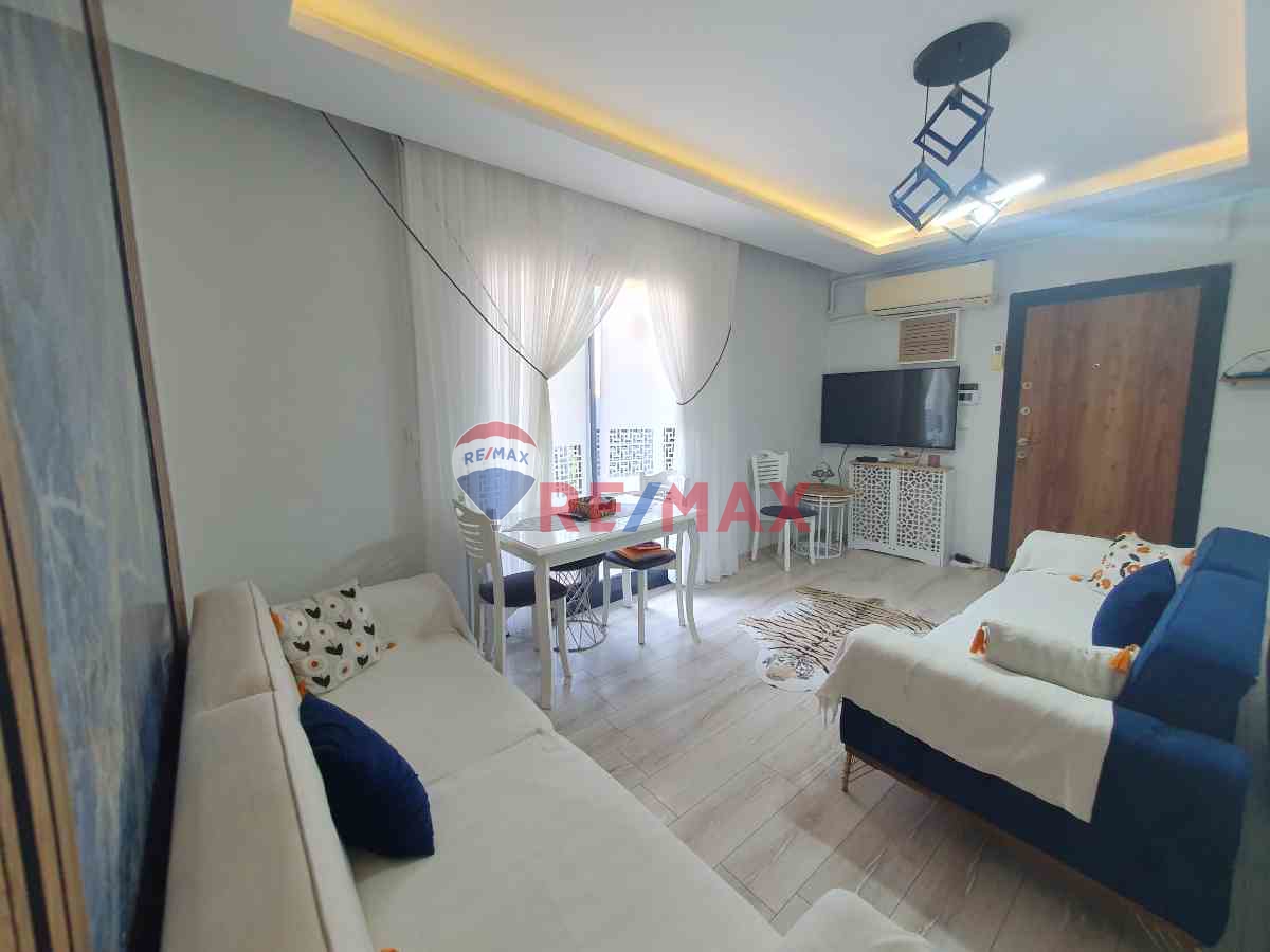 BUCA AKINCILAR'DA İZBAN'A YAKIN ASANSÖRLÜ 2+1 DAİRE