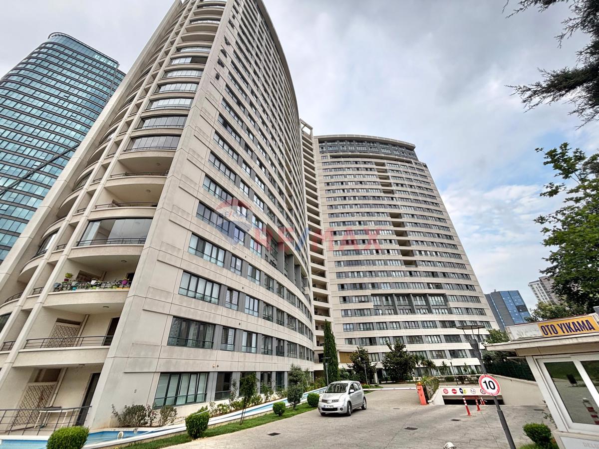 MALTEPE DELUXIA DRAGOS SITESINDE KISMİ DENİZ MANZARALI BALKONLU 2+1