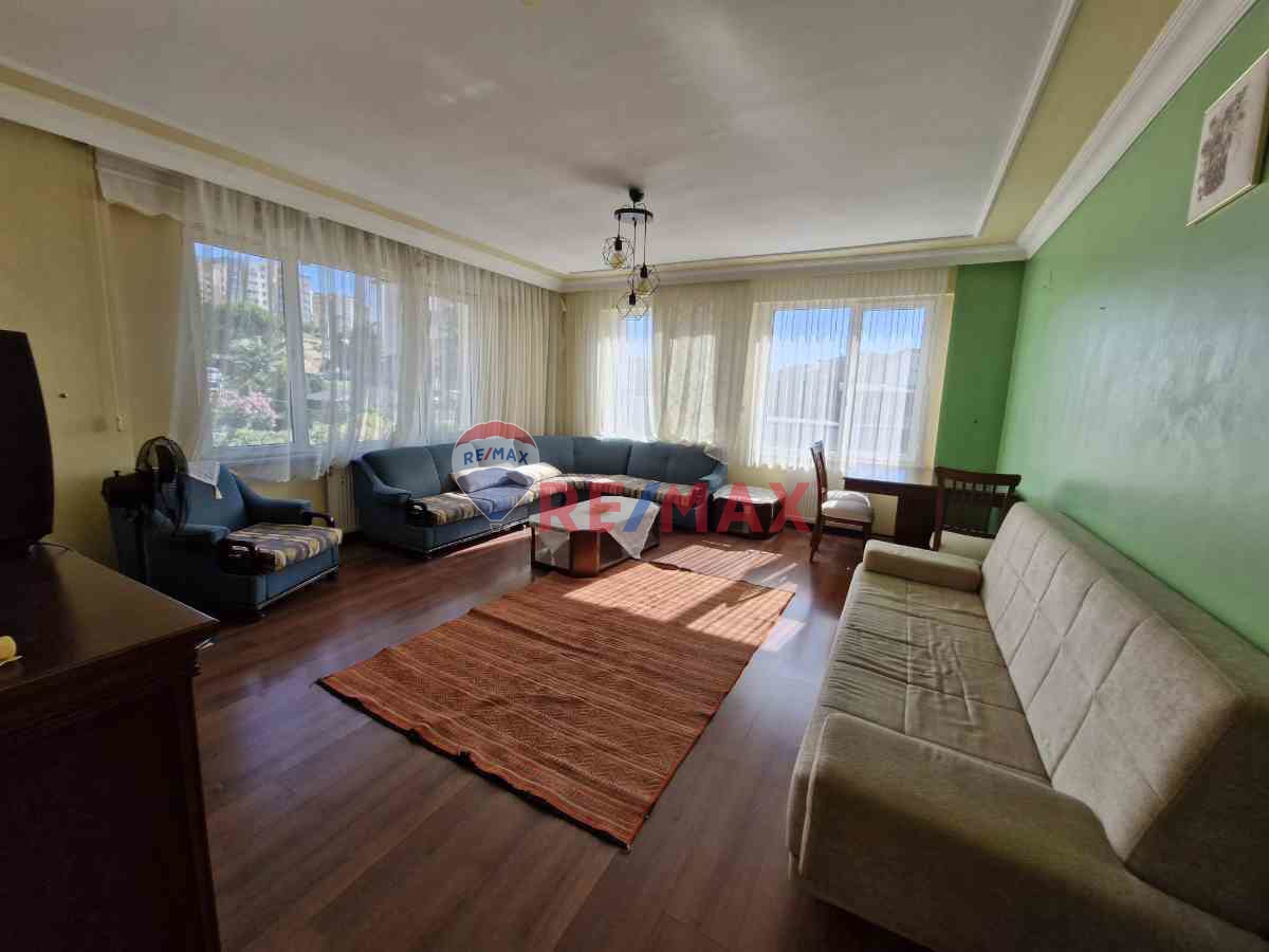 GEBZE MEGAKENT KONUTLARINDA EŞYALI KİRALIK 1+1 DAİRE