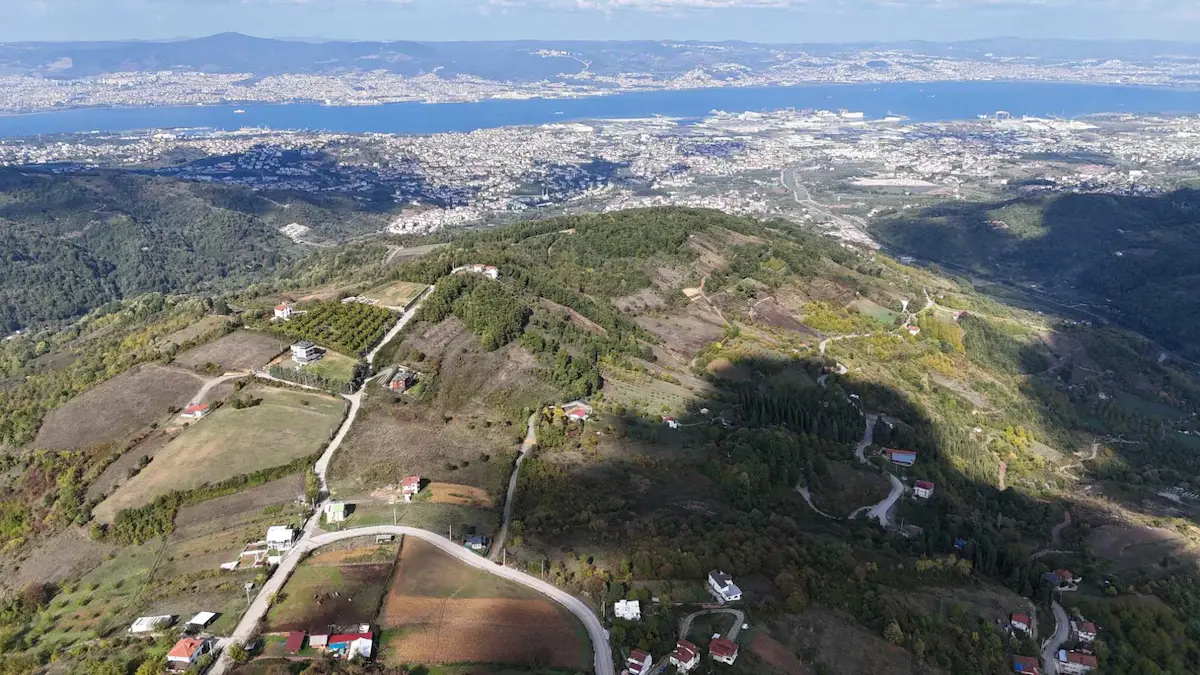 GÖLCÜK HAMİDİYE 16.514 M2 SATILIK TARLA