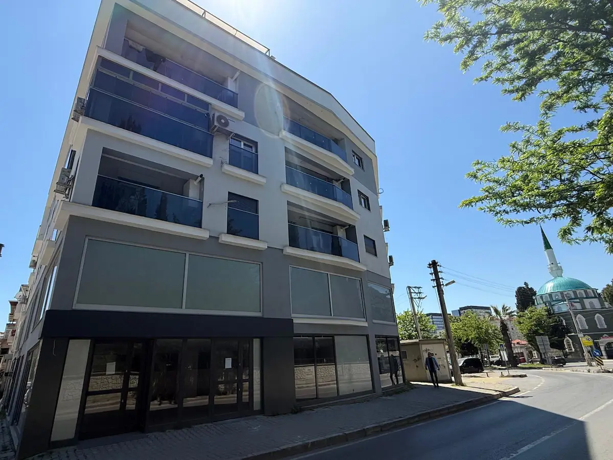 BAYRAKLI SOĞUK KUYUDA 345 M2 KİRALIK DÜKKAN