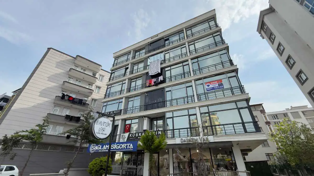 ATAKENT MAHALLESI | ATATÜRK BULVARI'NA CEPHE 2+1 SATILIK OFIS