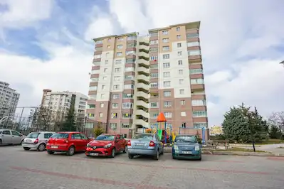 YAŞAMKENT ESER TEPE EVLERİNDE 4+1 SATILIK DAİRE