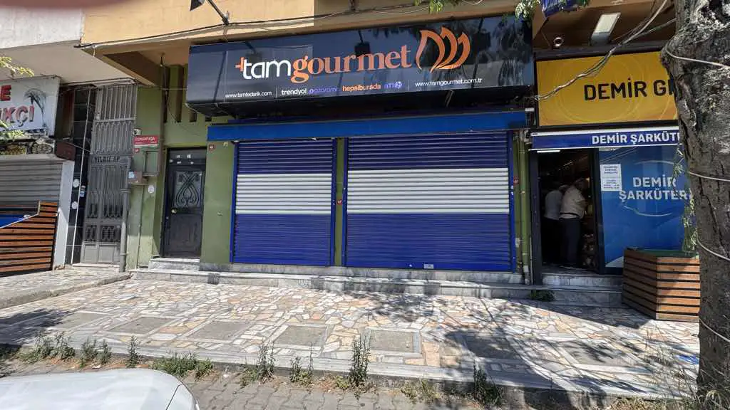 KAĞITHANE OSMANPAŞA CADDESİ ÜZERİ KİRALIK İŞ YERİ DÜKKAN MAĞAZA
