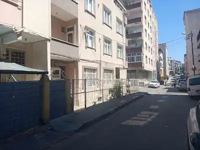 KANARYA MAHALLESİ SATILIK BİNA