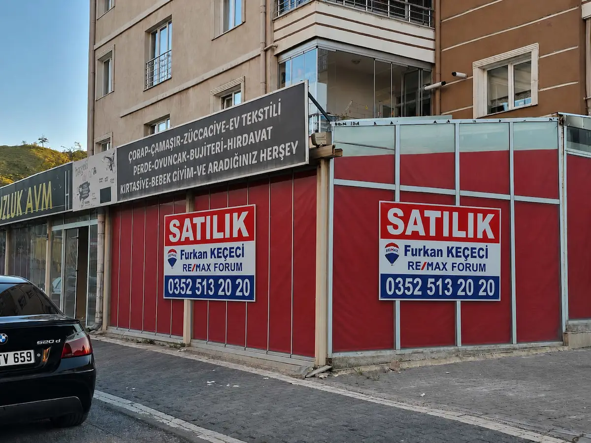 ESENTEPE MAHALLESİN'DE YATIRIMLIK VE KULLANIM İÇİN FIRSAT DÜKKAN