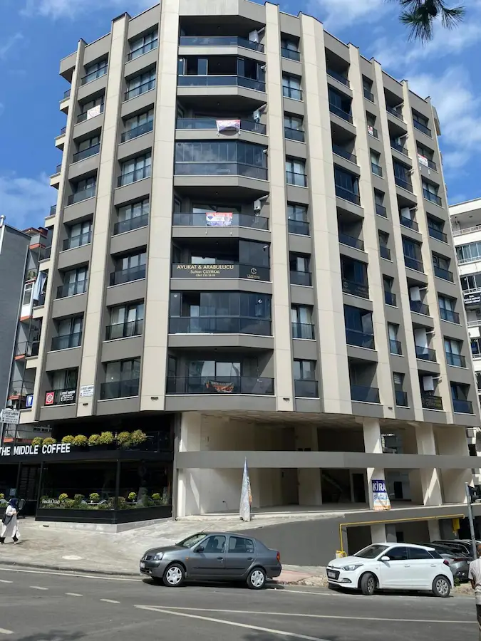 REMAX/ŞEREF PISIL'DAN YENİ ADLİYE KARŞISINDA | 56’LARIN BAŞLANGICINDA SIFIR 2+1 DAİRE | OFİSE UYGUN