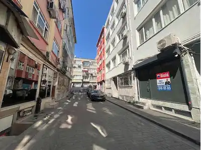 BAKIRKÖY CEVİZLİK’TE MERKEZİ VE İŞLEK LOKASYONDA KİRALIK 40 M² NET GİRİŞ KAT DÜKKAN / OFİS