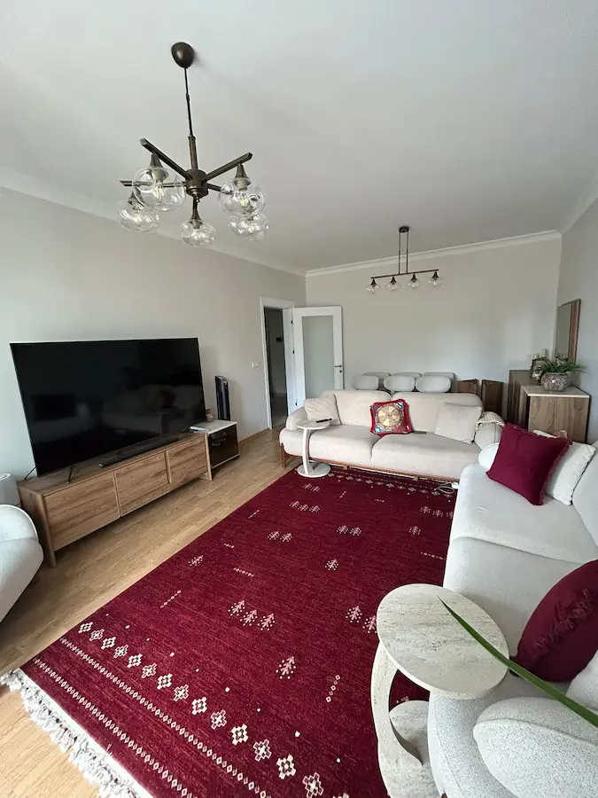 TUZLA EMLAK KONUYLARINDA TEMİZ BOLKONLU 3+1 KİRALIK DAİRE