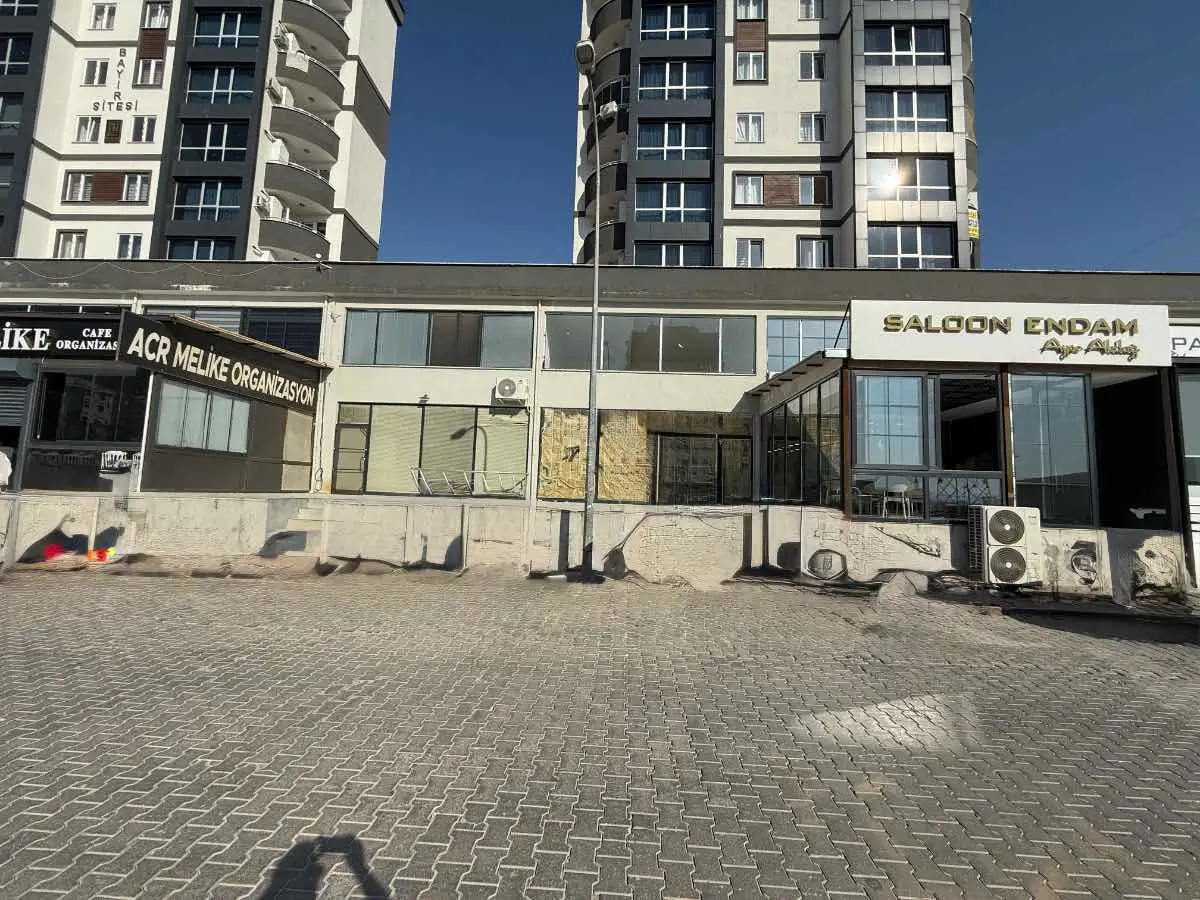 REMAX EDE'DEN ÜNİVERSİTE BÖLGESİNDE SATILIK 115M DÜKKKAN
