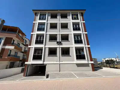  BAYRAMOĞLU BAH HASTANESİ YANINDA SIFIR ASANSÖRLÜ 2+1 ARAKAT DAİRE