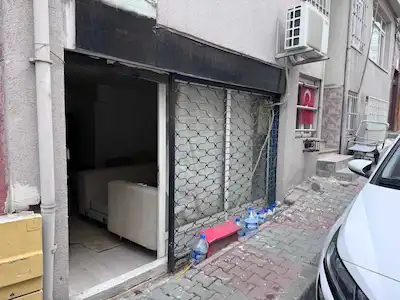 ÜSKÜDAR SALACAK TUNUSBAĞI İSKANLI 42 M2 SATILIK DEPOLU DÜKKAN