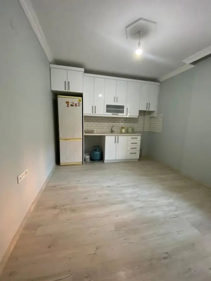 BUCA YENIGÜN MAHALLESIN DE 1+1 BAKIMLI KIRALIK DAIRE