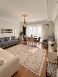 BAYRAMPAŞA TERAZİDEREDE CADDE ÜZERİNDE, TERASLI 4+2 DUBLEKS
