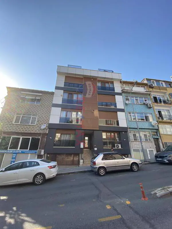 ÜSKÜDAR   SELİMİYEDE   YENİ   DAİRE