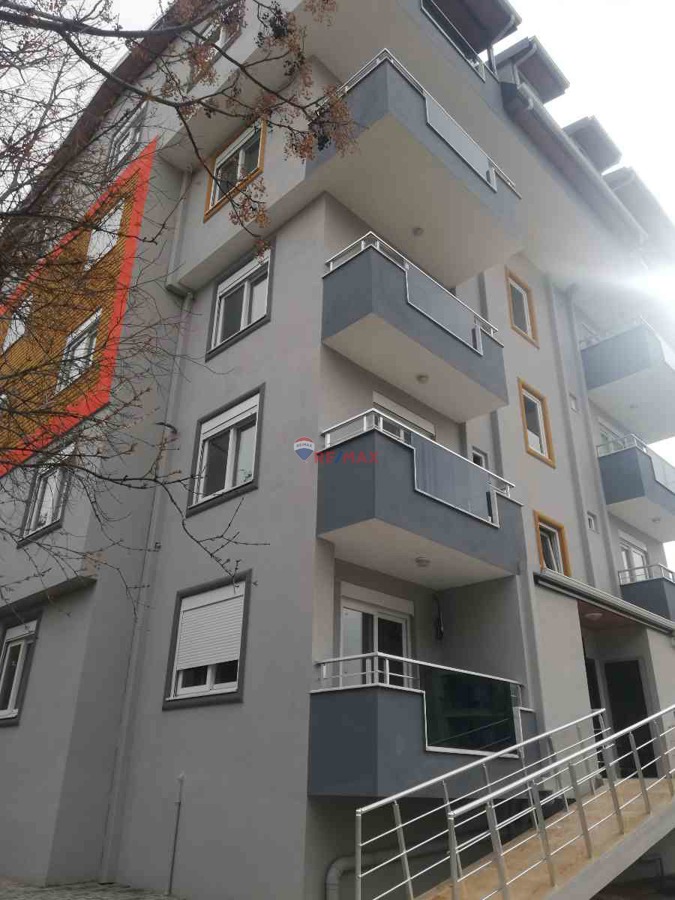 YENI MAHALLEDE 2+1 AYRI MUTFAK KIRALIK DAIRE 