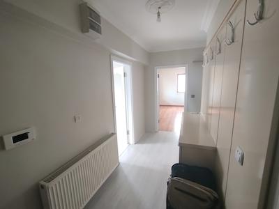 DEMİRLİBAHÇE TREN İSTASYONU ÖNÜ 3+1 KİRALIK DAİRE