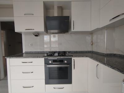 DEMİRLİBAHÇE TREN İSTASYONU ÖNÜ 3+1 KİRALIK DAİRE