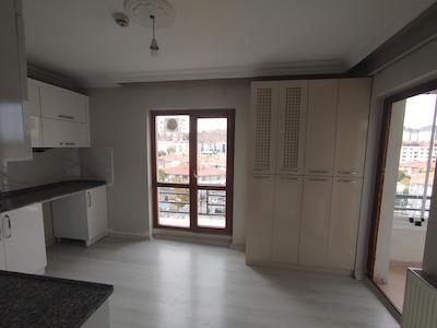 DEMİRLİBAHÇE TREN İSTASYONU ÖNÜ 3+1 KİRALIK DAİRE