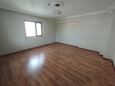 DEMİRLİBAHÇE TREN İSTASYONU ÖNÜ 3+1 KİRALIK DAİRE