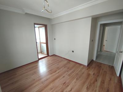 DEMİRLİBAHÇE TREN İSTASYONU ÖNÜ 3+1 KİRALIK DAİRE