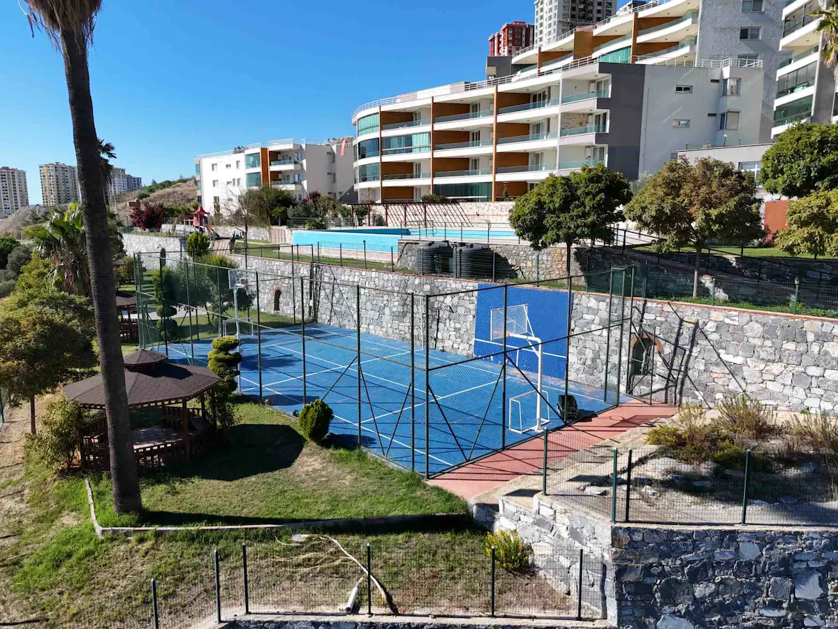 KUŞADASI EVİZ VISTA PANAROMA SİTESİNDE FULL EŞYALI 3+1 DAİRE