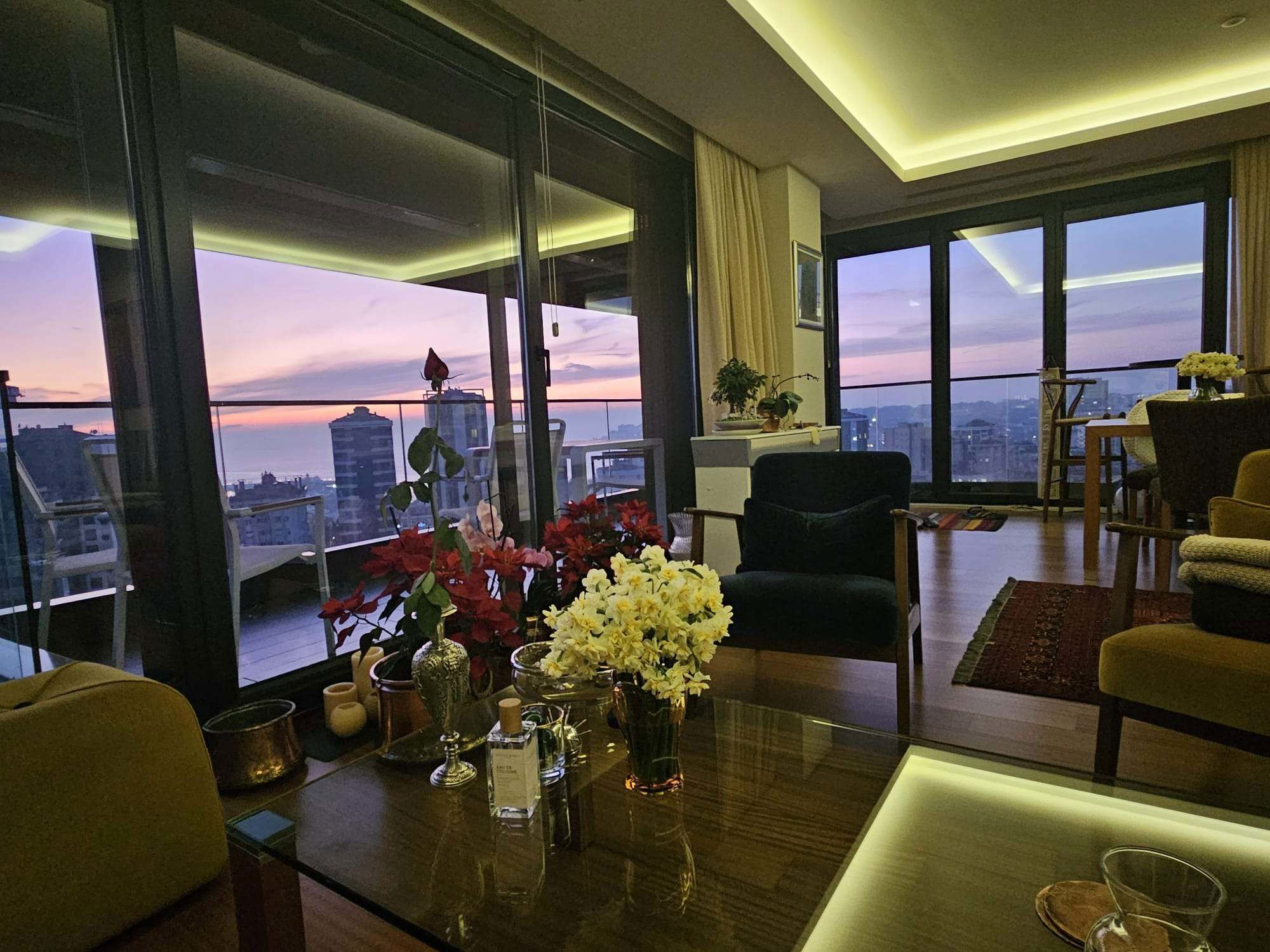 BAĞDAT CADDESİ FENERYOLU DENİZ MANZARALI 4+1 DAİRE