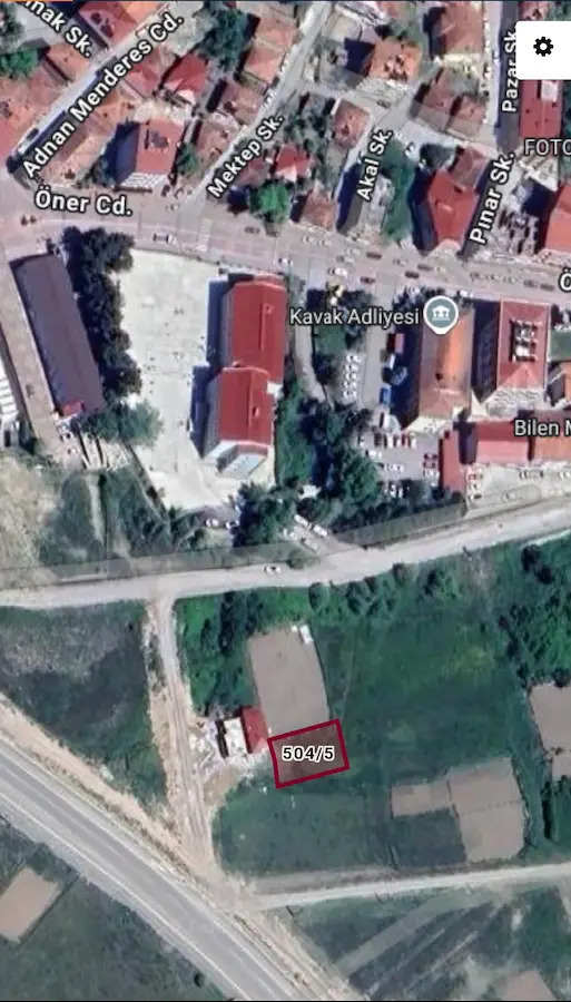 KAVAK MERKEZ DE SATILIK ARSA