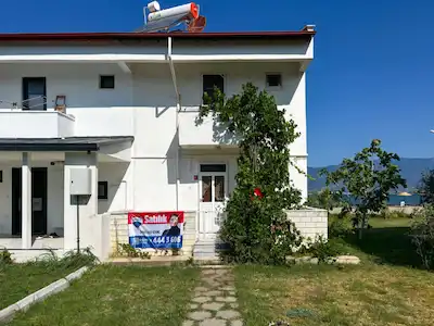 BURHANİYE HABERKENT SITESINDE DENIZE SIFIR  SATILIK VİLLA 