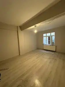 KARADENİZ MAHALLESİ’NDE KAT MÜLKİYETLİ 2+1 BODRUM KAT DAİRE