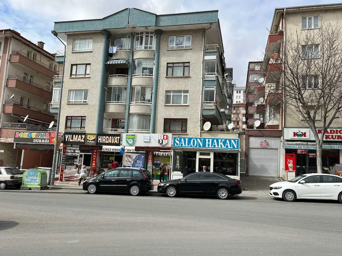 MEHMET ALİ ALTUN CAD. DEREBOYU KAVŞAĞINDA SATILIK DÜKKAN