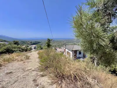 SÖKE AĞAÇLIDA DENIZ MANZARALI VILLA İMARLI 439 M2 ARSA
