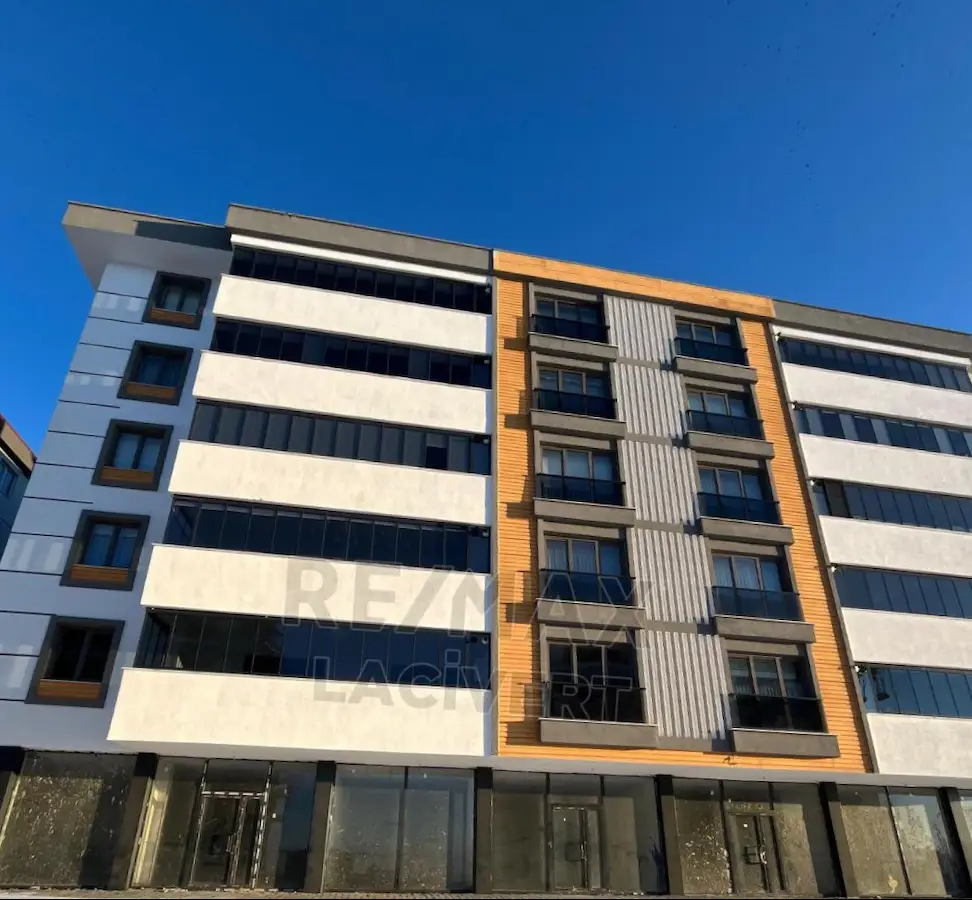 RE/MAX LACİVERT'TEN BİLKENT KARŞISI'NDA SATILIK İŞ YERİ