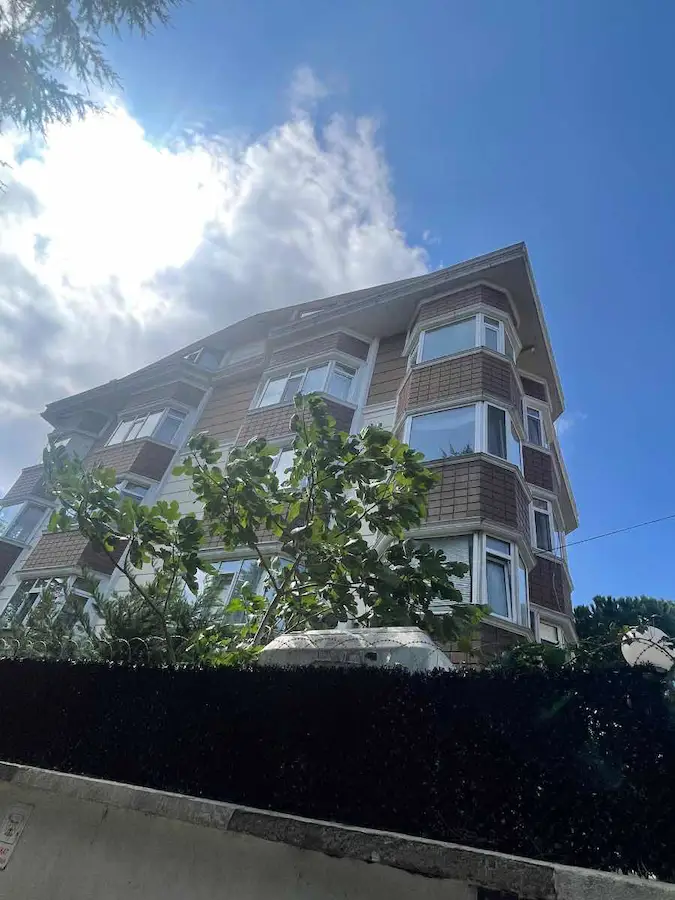 POLAT CAMLIK SITESINDE 3+1 BÜYÜK TERASLI ÇATI KATI