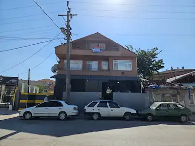 RE/MAX MAVİ'DEN 719 M² ARSA İÇINDE 2 BAĞIMSIZ BINA & DÜKKAN