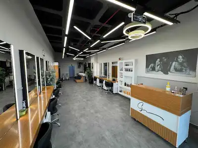 METROPARK SEFAKÖY AVM'DE İÇİ YAPILI E5 CEPHELİ SATILIK DÜKKAN