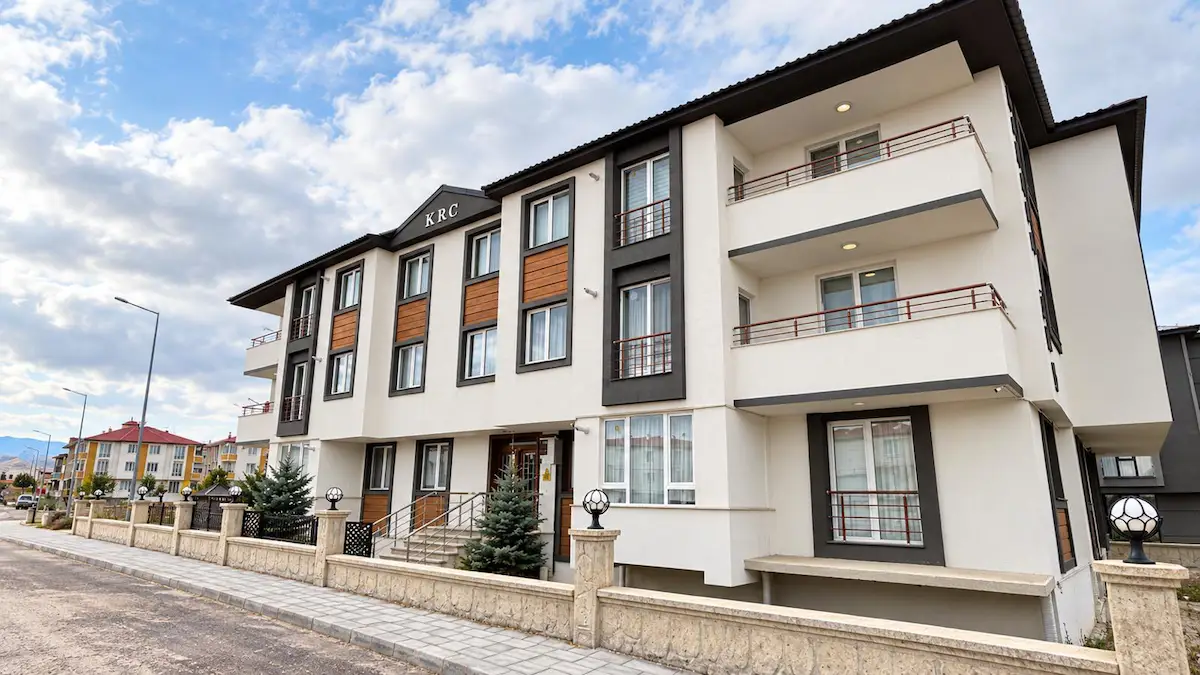 REMAX ARTIS'DEN DADAŞKENT'TE SATILIK 3+1 ARA KAT DAIRE