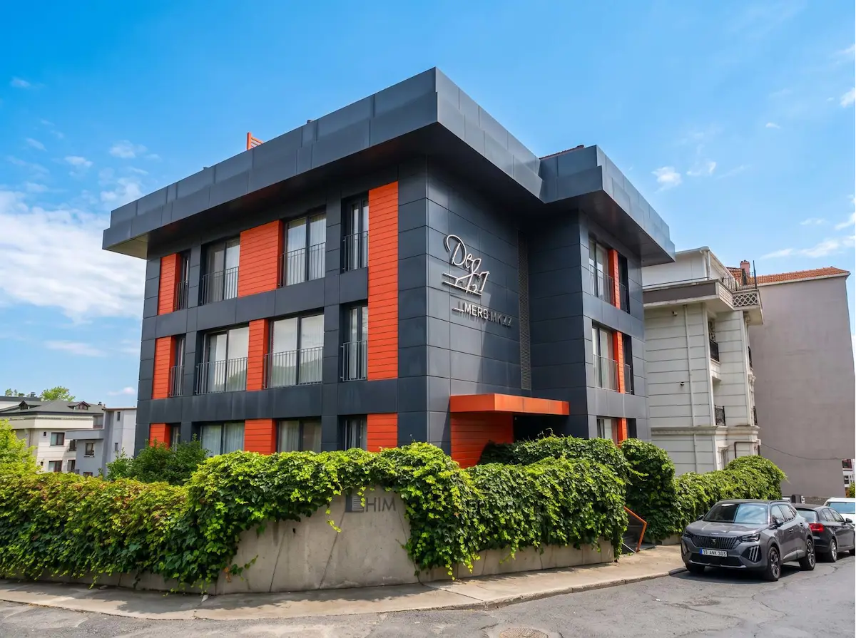 KEMERBURGAZ DESIGN SUITES’TE FULL EŞYALI, MASRAFSIZ ARA KAT KİRALIK DAİRE