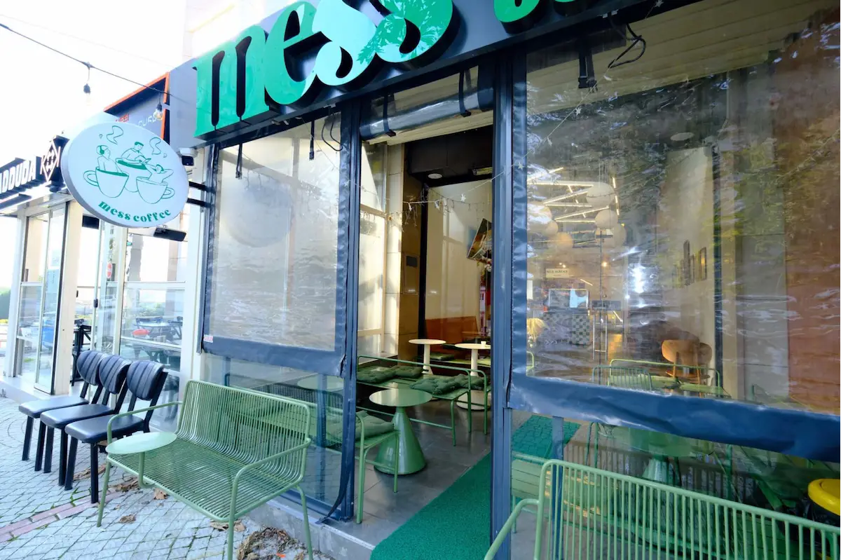BAŞAKŞEHİR METROKENT YANI YÜKSEK CİROLU DEVREN KİRALIK KAFE