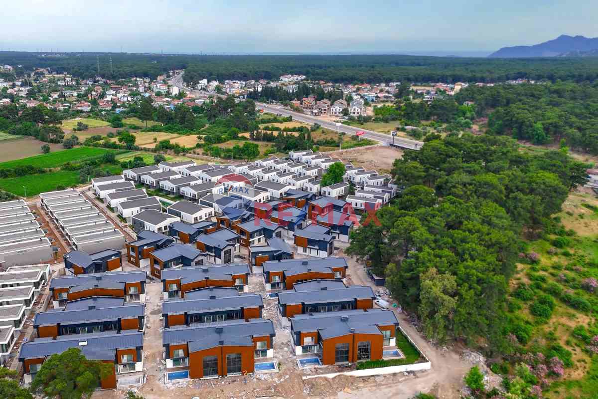 GÖKHAN ÜÇGÜN'DEN BÖLGENİN EN İYİ PROJESİ SAFE CITY'DE LÜKS VİLLA