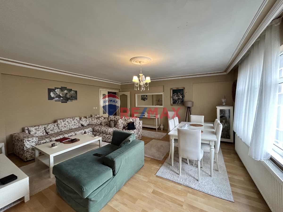 PENDİK/YENİŞEHİR'DE SATILIK 5+2 TERASLI DUBLEKS DAİRE