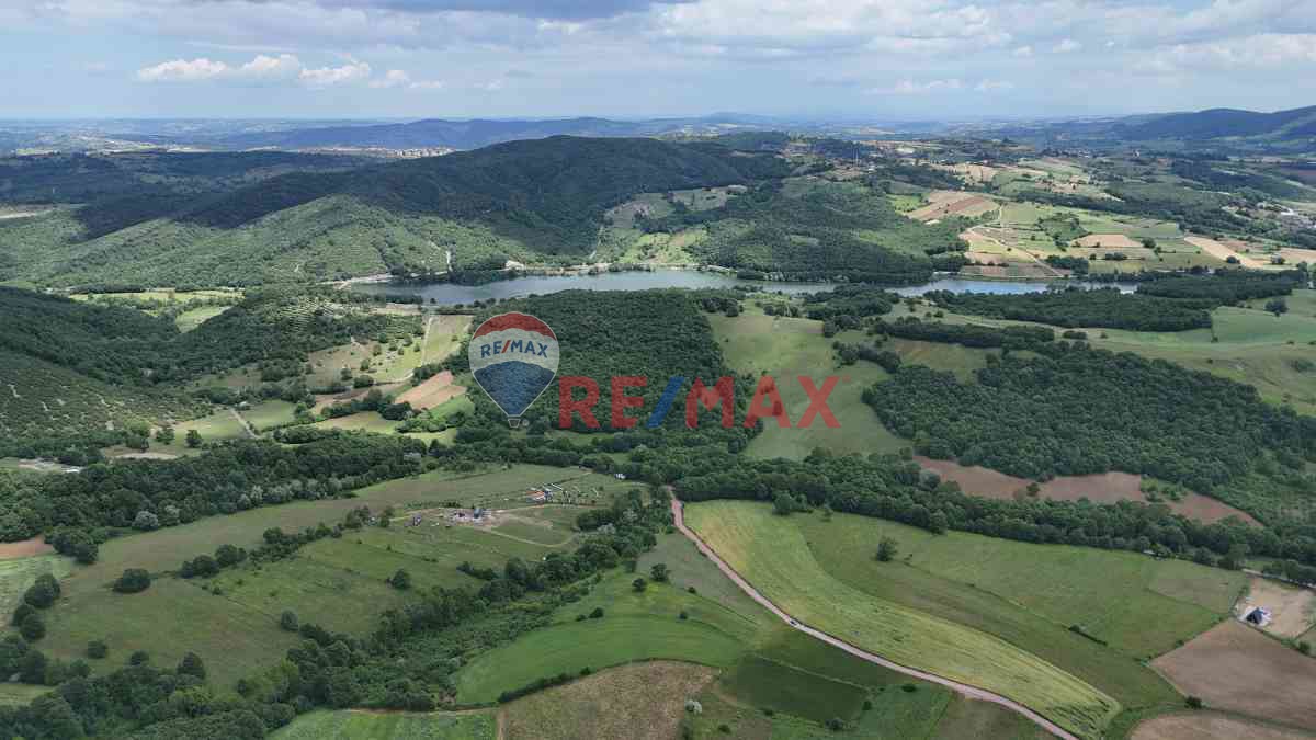 İZMİT NEBİHOCA’DA YATIRIMLIK 7.967 M² SATILIK TARLA