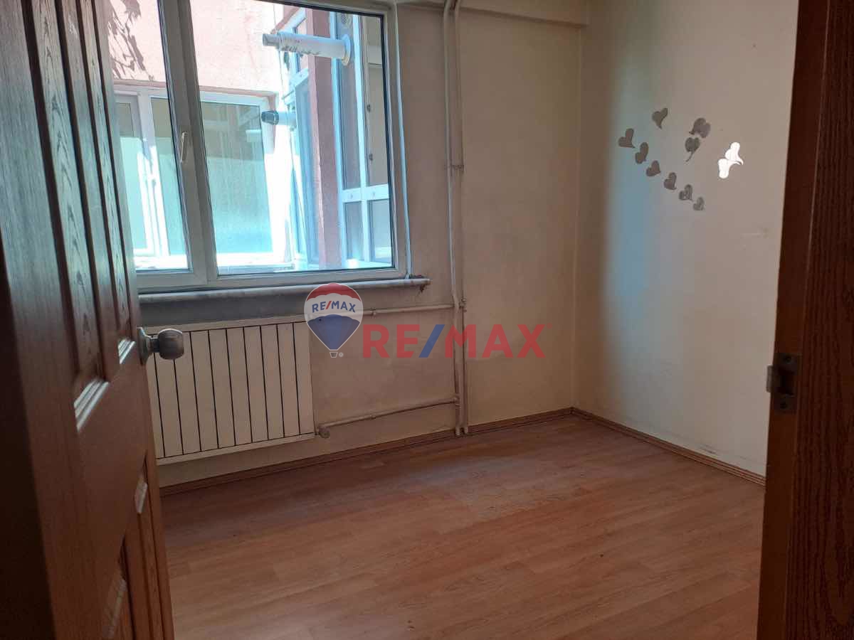 YENİBOSNA RADAR AREL KOLEJİ YANI ÖZDURU SİTESİ KİRALIK DAİRE