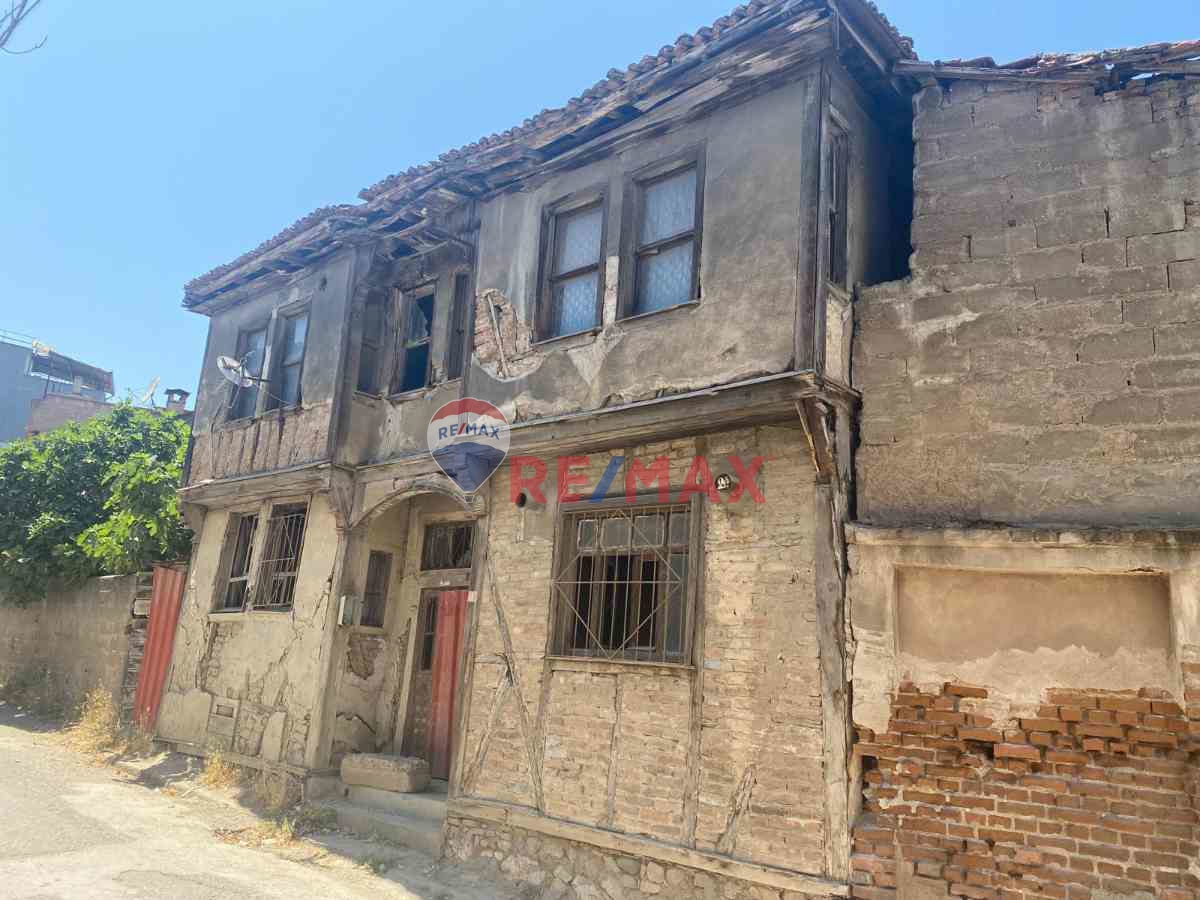 MUSTAFAKEMALPAŞA LALAŞAHİN'DE BAHÇELİ KORUMA STATÜSÜNDE 2 KATLI SATILIK EV